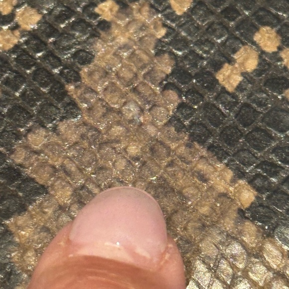 Banana Republic Bundle Snake Print Tote Bag and Wallet - Picture 16 of 16